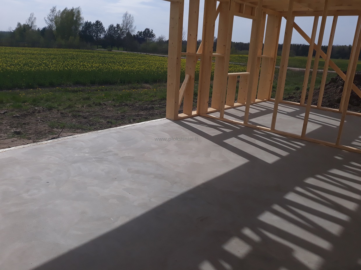 Plokštuminių pamatų atsiradimas